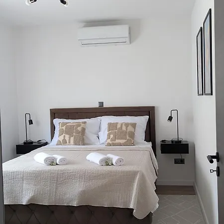 Adria Pearl Villa *