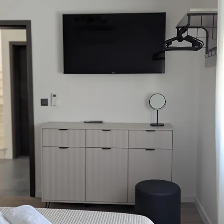 Villa Adria Pearl Vir